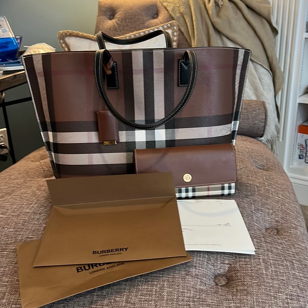 Burberry Check Leather Tote and Wallet